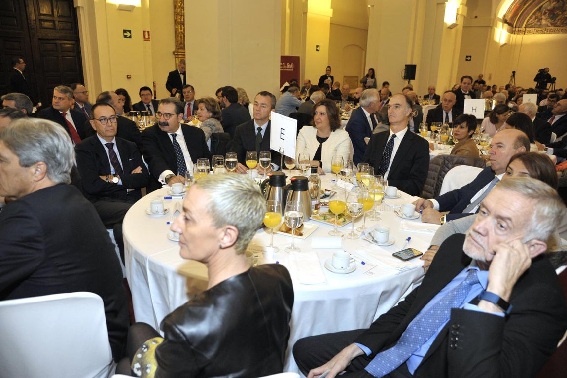 Los invitados al «Desayuno Autonómico» de ABC, en imágenes