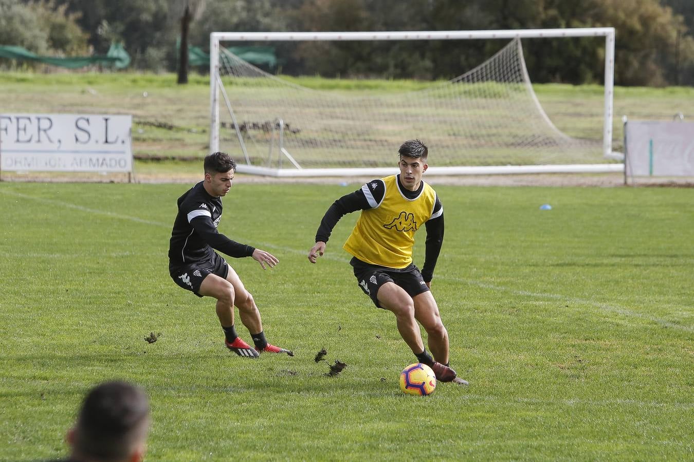 El primer día de Curro Torres en el Córdoba CF, en imágenes