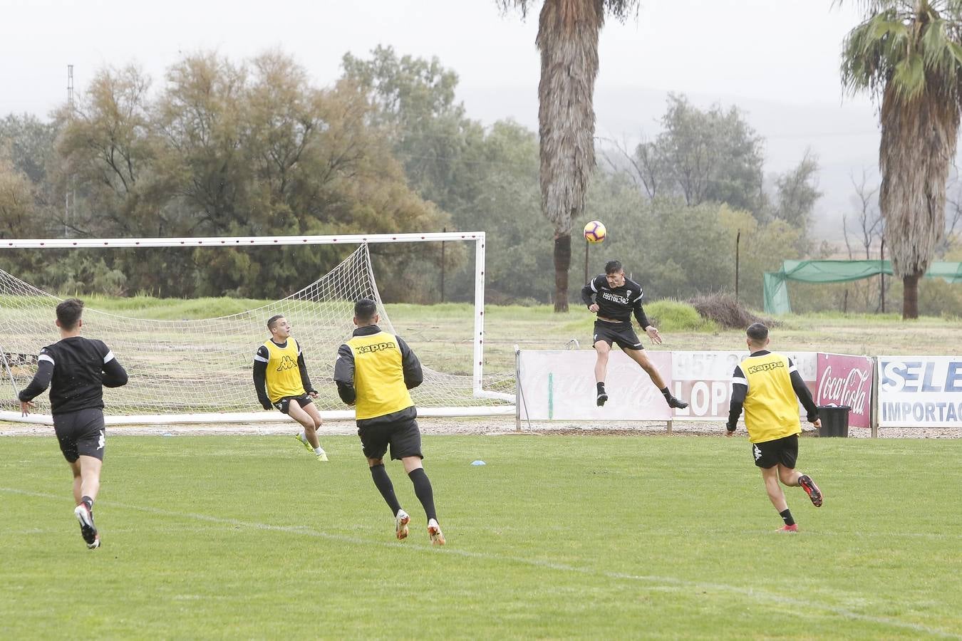 El primer día de Curro Torres en el Córdoba CF, en imágenes