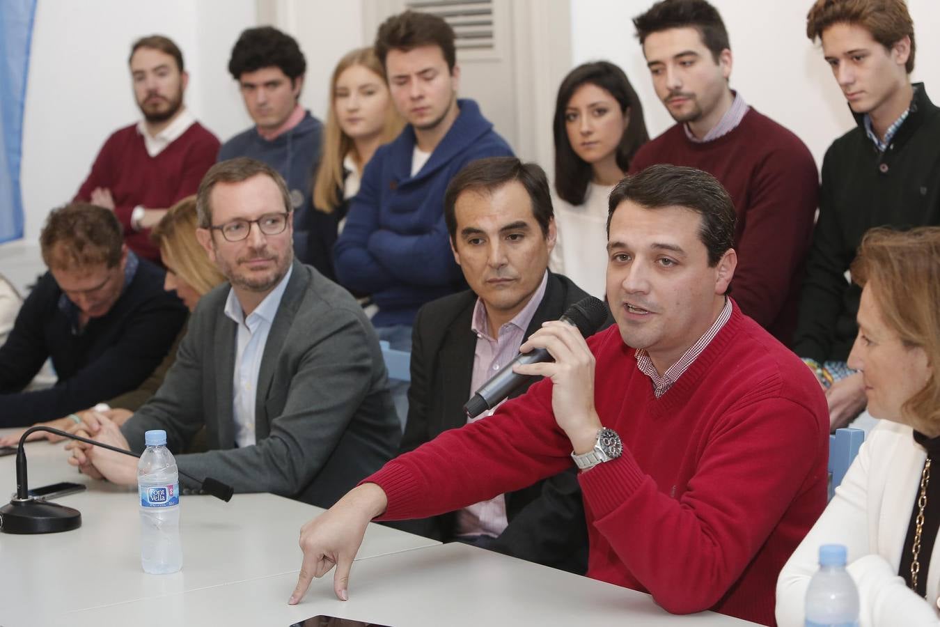 El mitin de Javier Maroto, José Antonio Nieto y José María Bellido en Córdoba, en imágenes