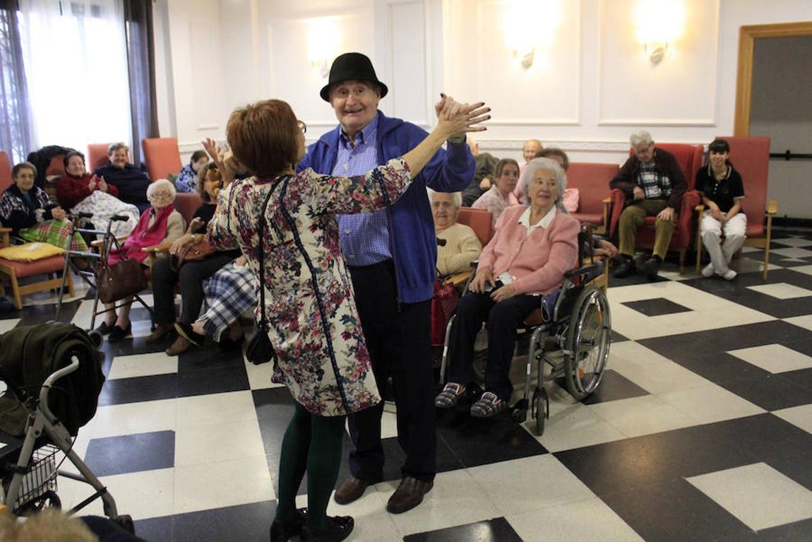 Juan Ángel, soltero de 66 años