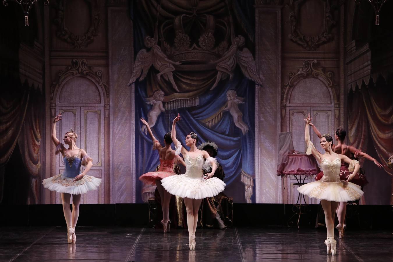 El Ballet Nacional Ruso en el Gran Teatro, en imágenes