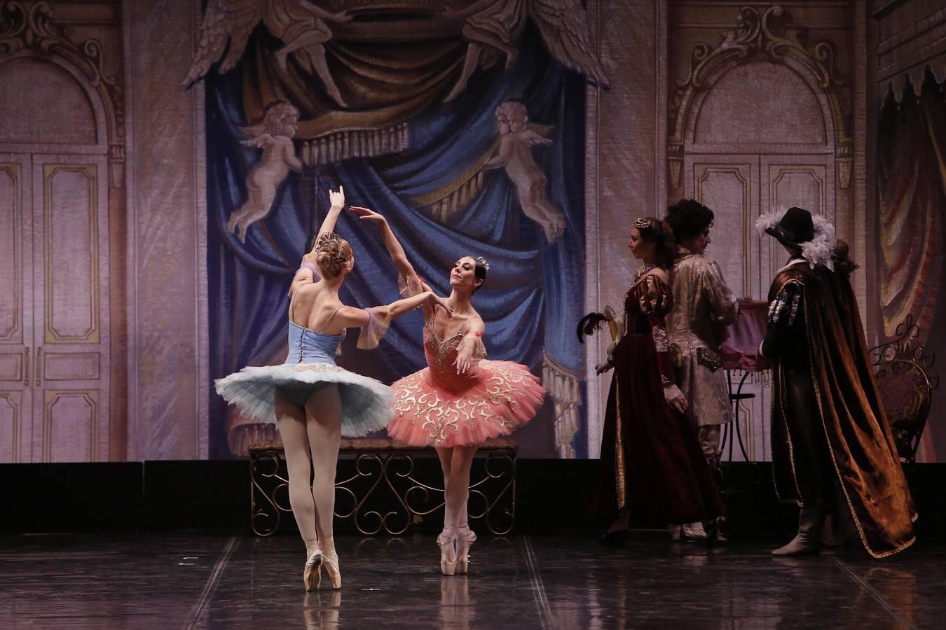 El Ballet Nacional Ruso en el Gran Teatro, en imágenes