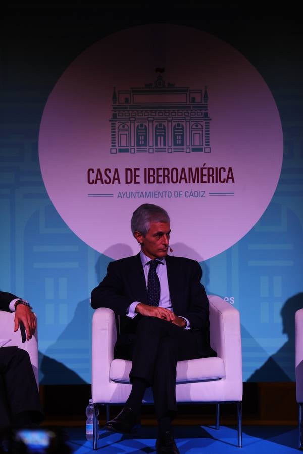 Adolfo Suárez Illana en las Tribunas populares con una charla coloquio en Cádiz