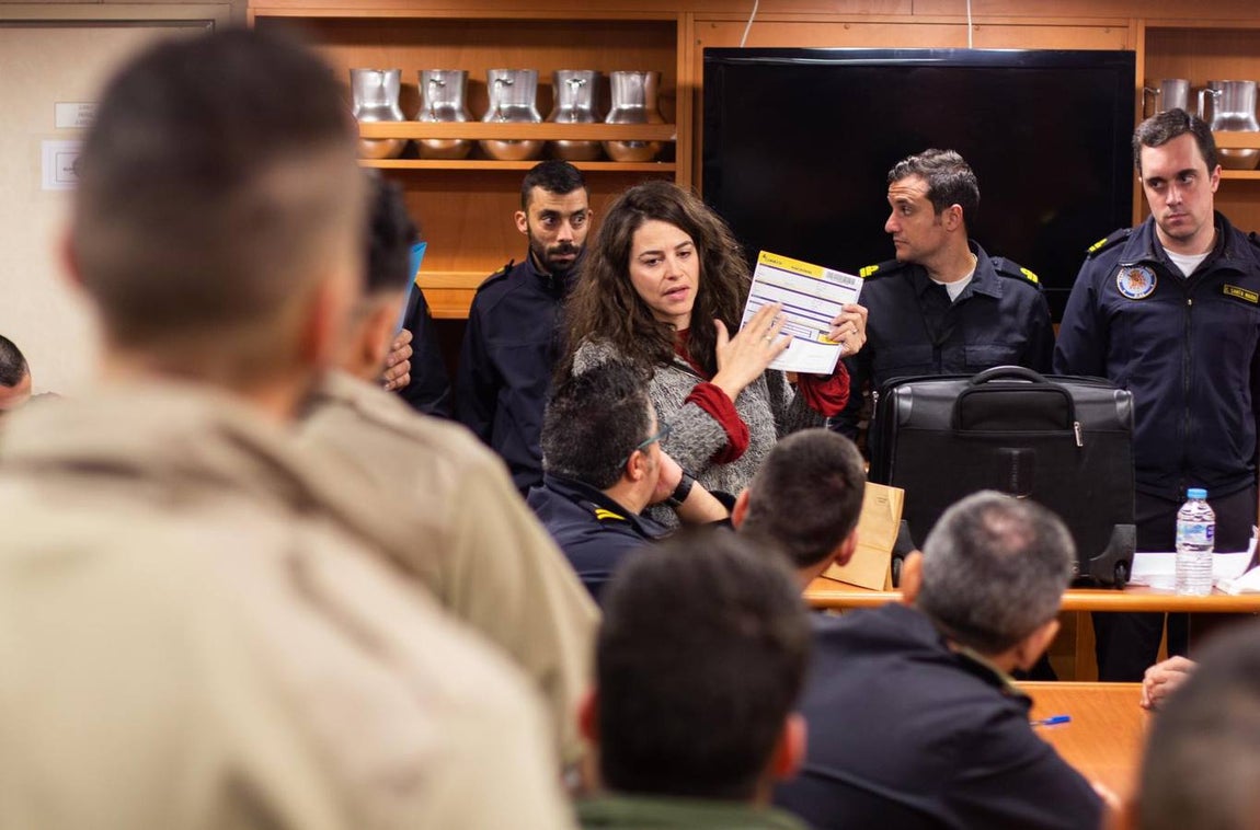 Los militares, los primeros en votar