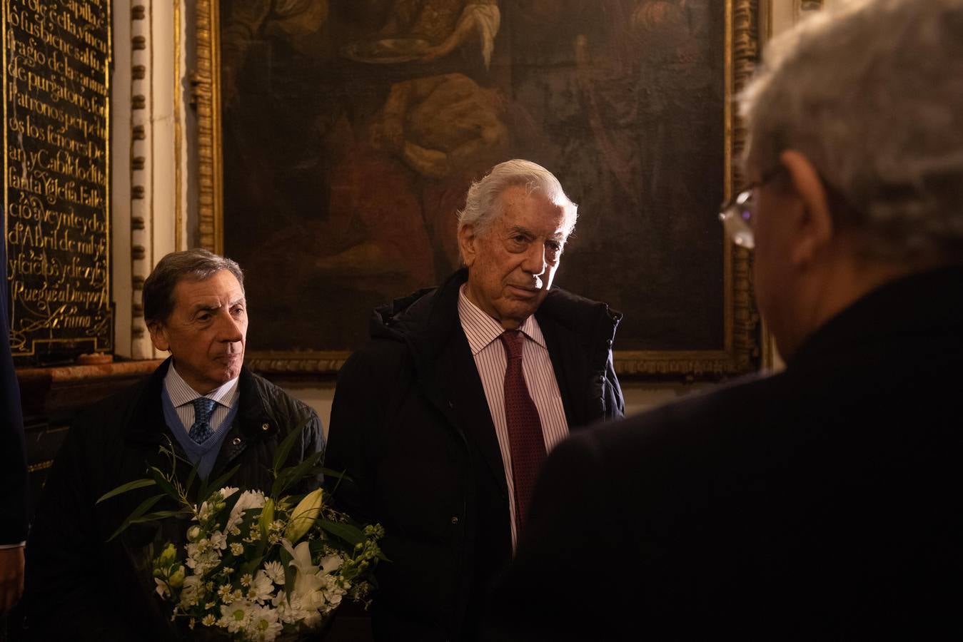 La visita de Vargas Llosa a la Mezquita-Catedral de Córdoba, en imágenes