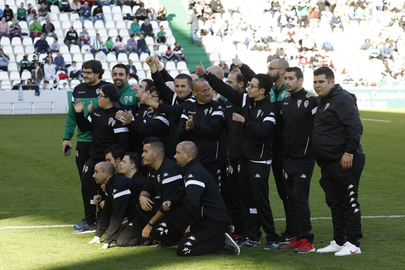 La grada del Córdoba-Elche, en imágenes