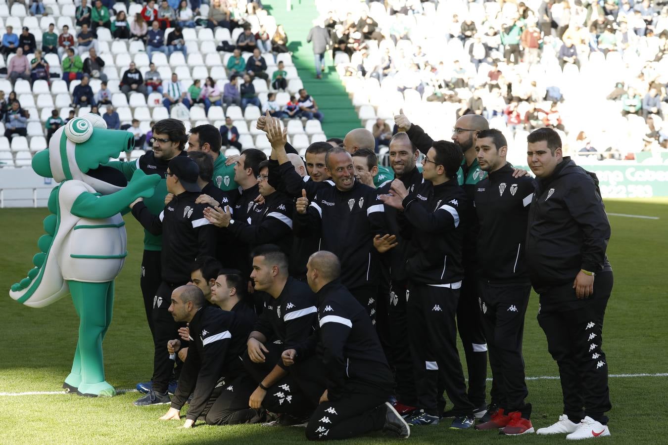 La grada del Córdoba-Elche, en imágenes