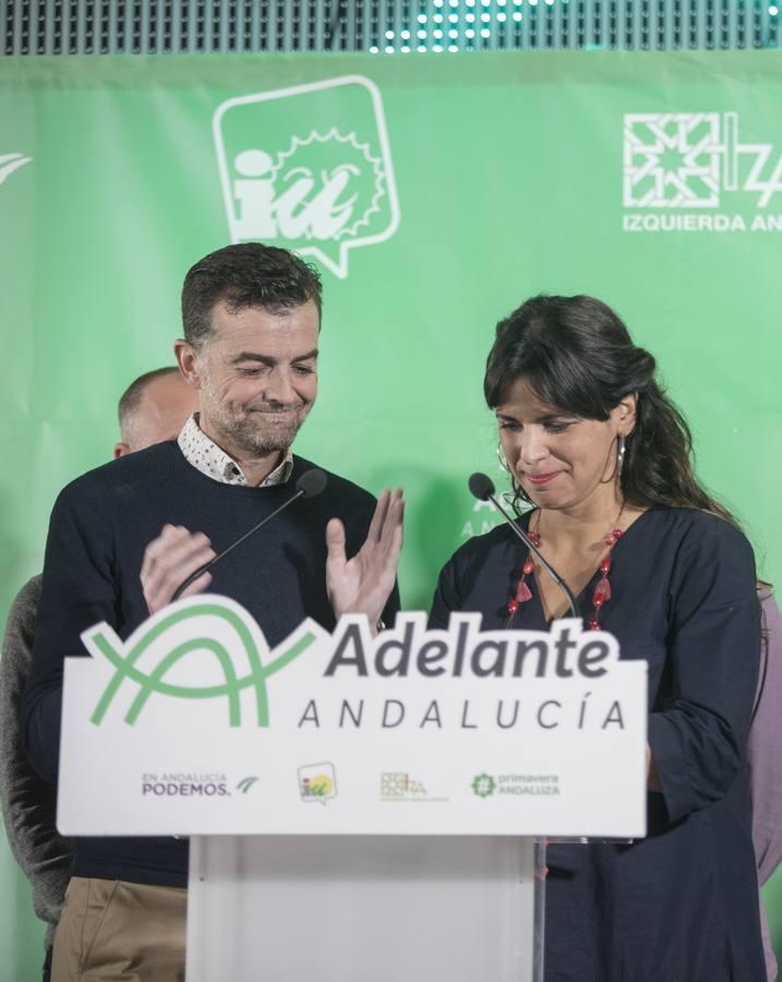 En imágenes, la resignación de Adelante Andalucía tras caer a la cuarta plaza en las elecciones andaluzas