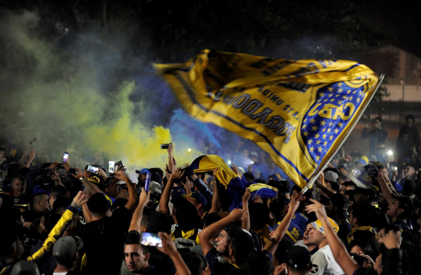 Boca, rumbo a Madrid: memorable despedida de su hinchada