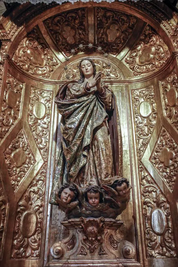 Retablo con las imágenes de la Inmaculada (conocida como la Cieguecita), San Gregorio y San Juan Bautista, de Juan Martínez Montañés (1628-1631) y policromía de Francisco Pacheco