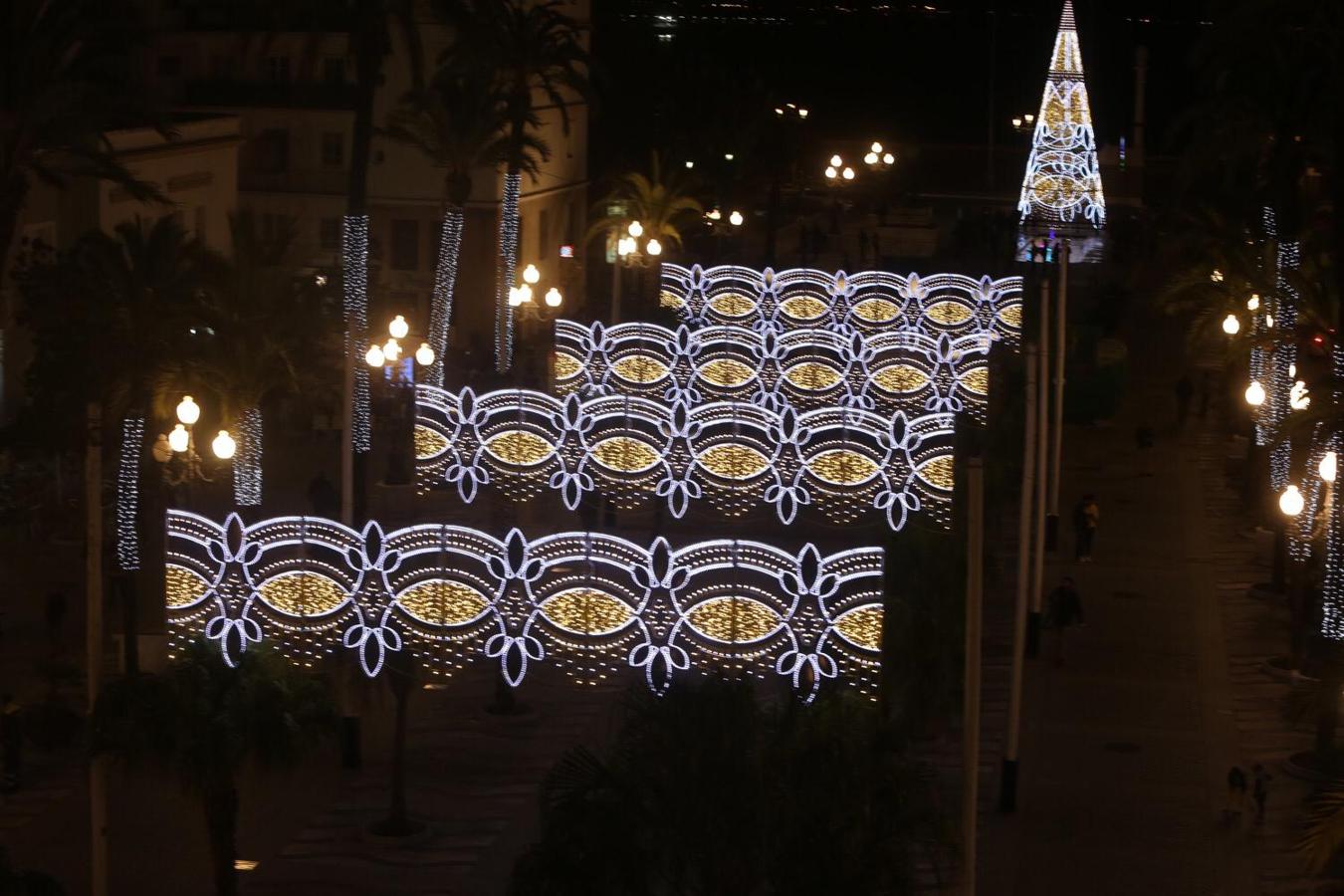 En imágenes: Cádiz enciende su alumbrado navideño