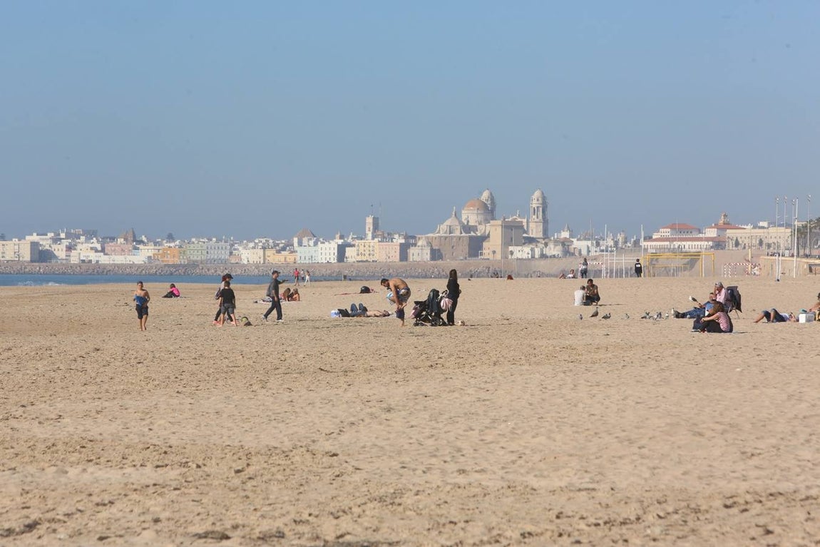 Espléndido primer día del puente de diciembre en Cádiz