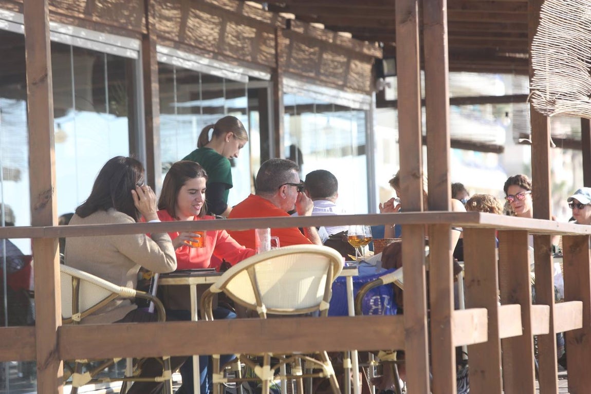 Espléndido primer día del puente de diciembre en Cádiz