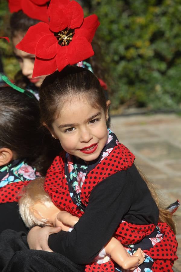 La zambomba flamenca empieza a sonar en Córdoba, en imágenes