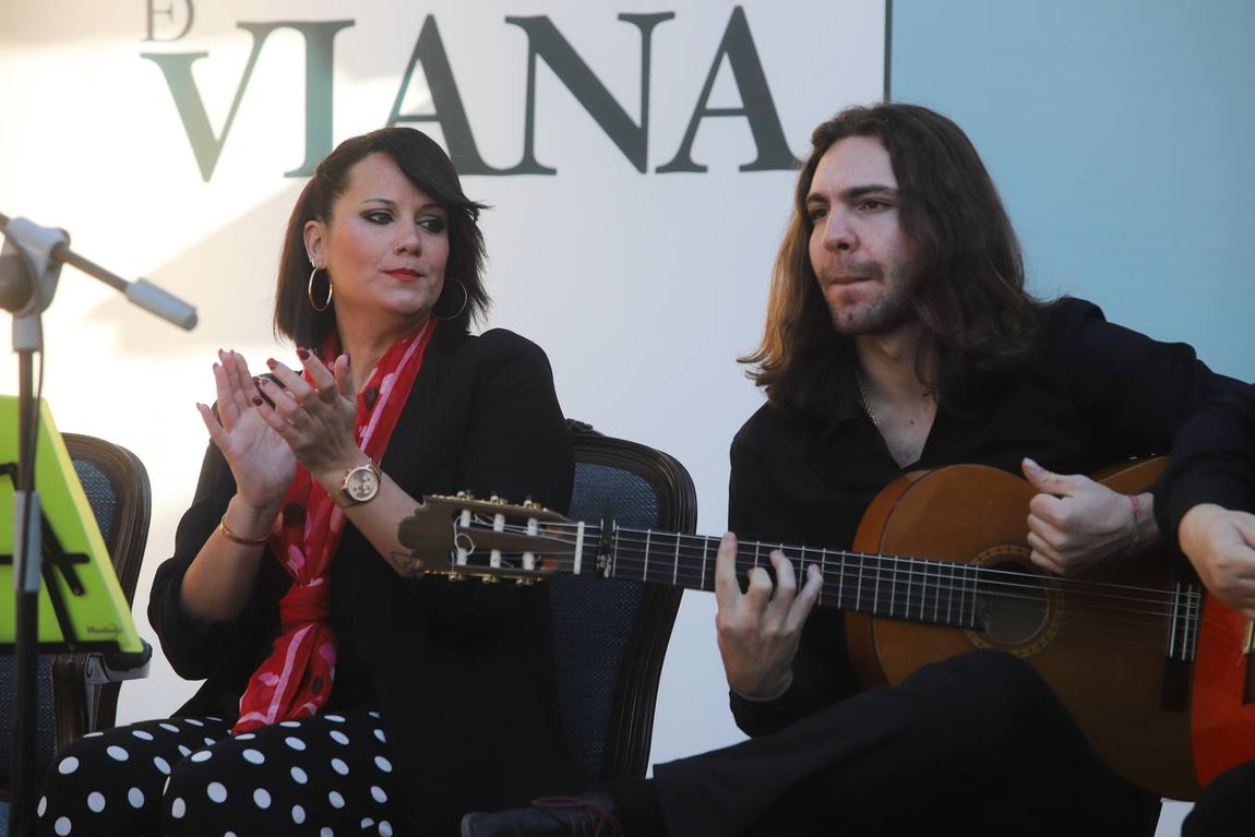 La zambomba flamenca empieza a sonar en Córdoba, en imágenes