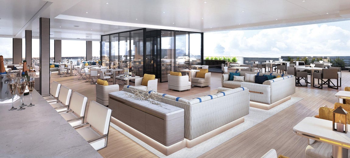 El yate también contará con dos lujosas suites de 102 metros cuadrados, cada una con su propia terraza privada de 55 metros cuadrados, artesanía moderna y acabados interiores diseñados conjuntamente por The Ritz-Carlton y la empresa sueca líder en diseño Tillberg Design.