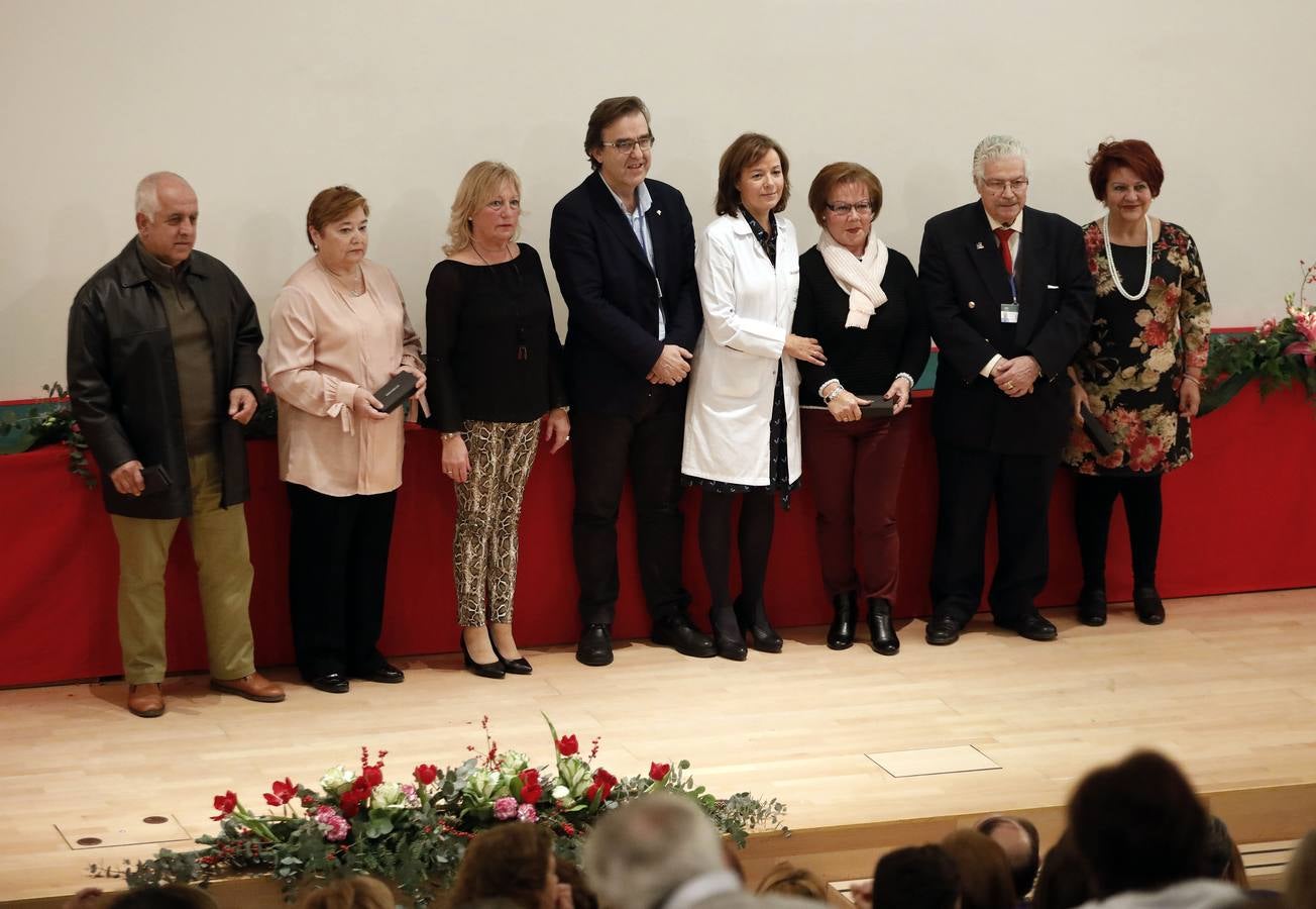 La despedida a más de 200 jubilados del Hospital Reina Sofía, en imágenes