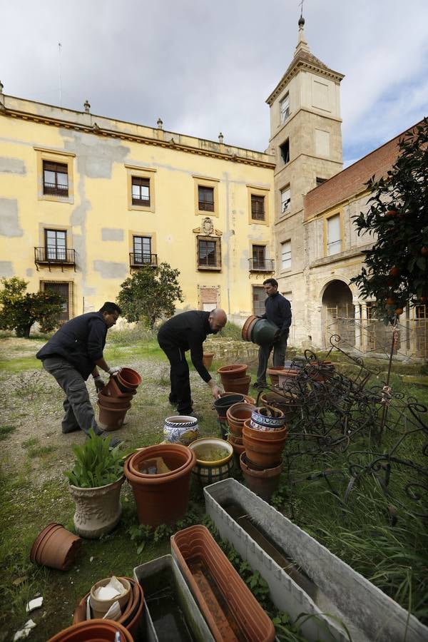 Los primeros preparativos para la reforma del Palacio Episcopal de Córdoba, en imágenes