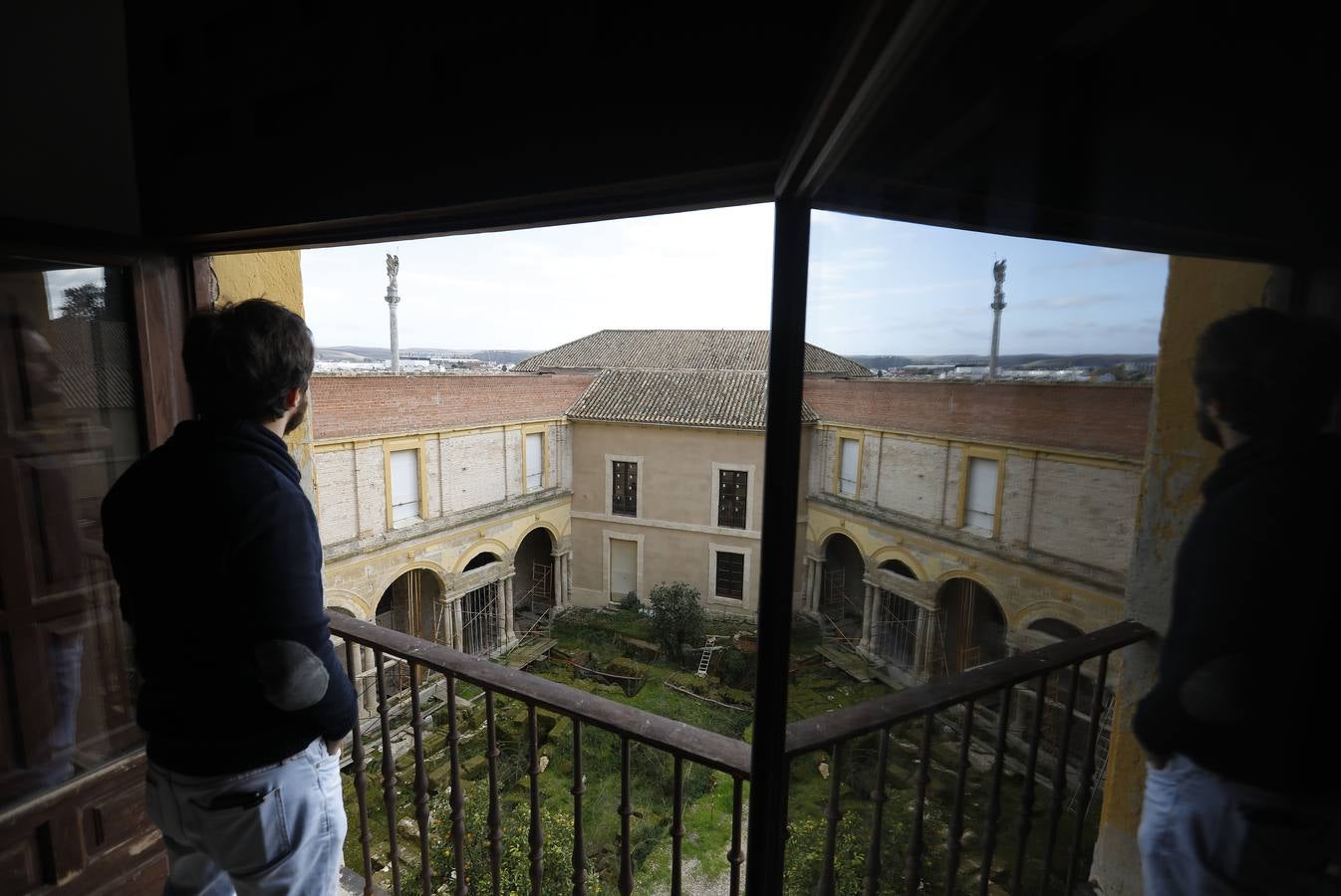 Los primeros preparativos para la reforma del Palacio Episcopal de Córdoba, en imágenes