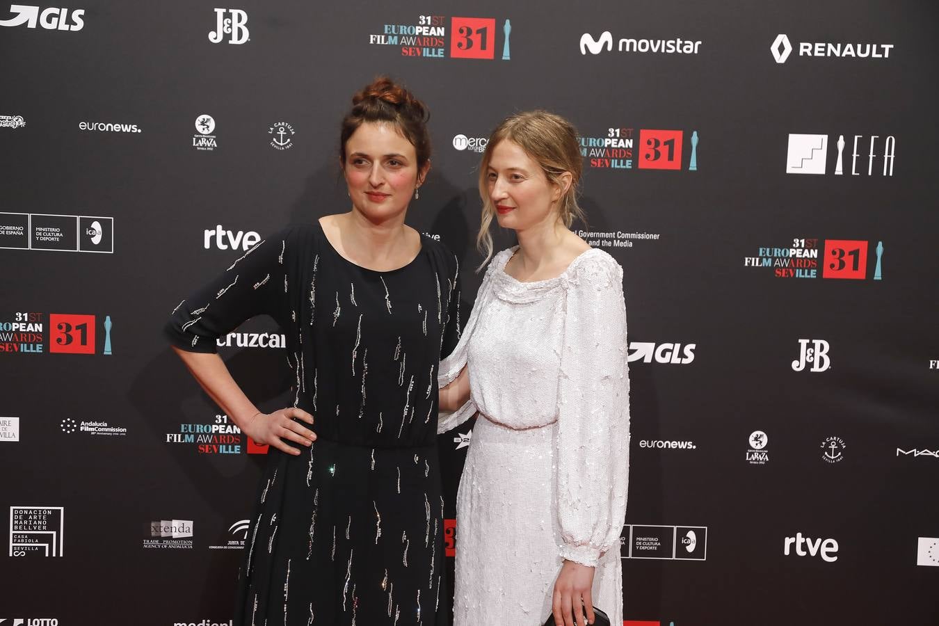 Fotogalería: Todos los rostros conocidos que acudieron a los Premios de la Academia de Cine Europeo en Sevilla (y II)