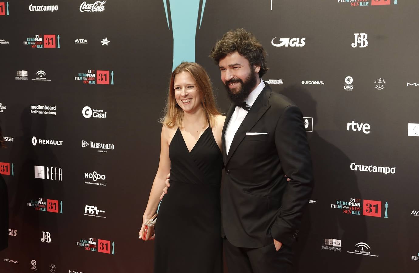 Fotogalería: Todos los rostros conocidos que acudieron a los Premios de la Academia de Cine Europeo en Sevilla (I)