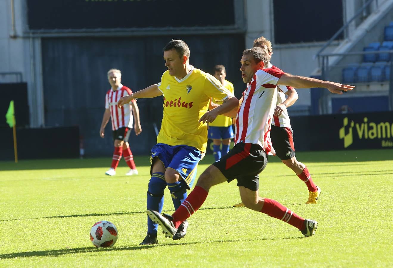 (FOTOS) El partido de fútbol de los Reyes Magos en imágenes