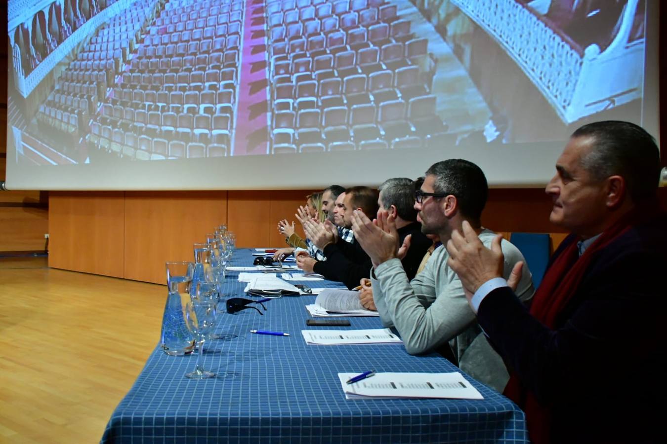 (FOTOS) Carnaval de Cádiz 2019: Así se vivió el sorteo del orden de actuación del Concurso del Falla