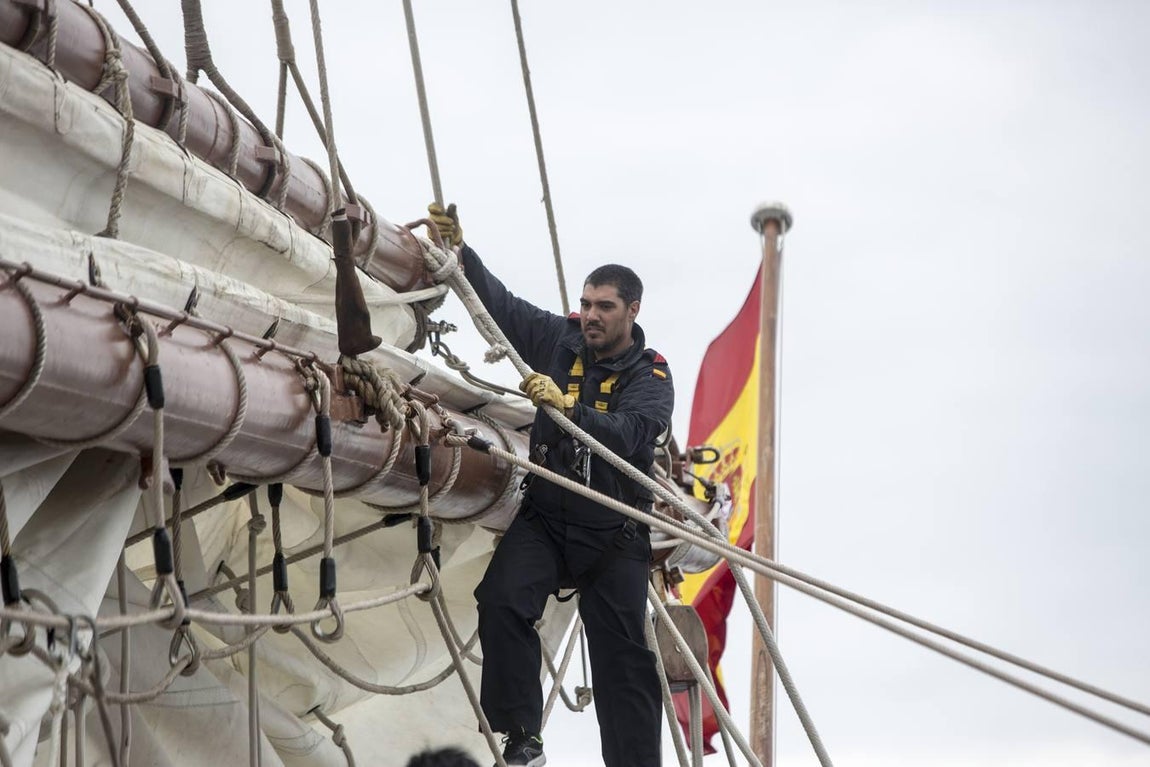 En imágenes: El Juan Sebastián de Elcano se adiestra para su nuevo crucero de instrucción