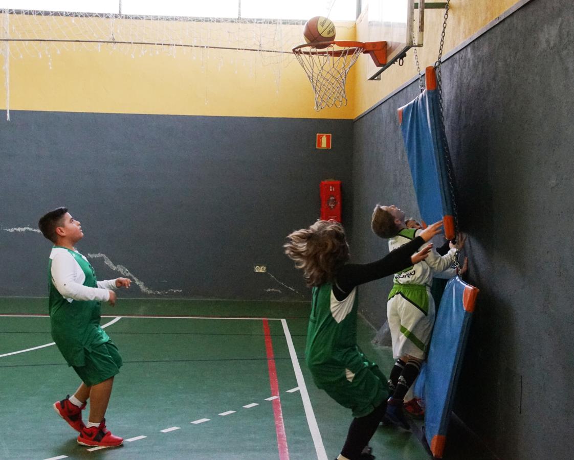 Las mejores imágenes del partido entre Salesianos San Miguel y Jesús Maestro