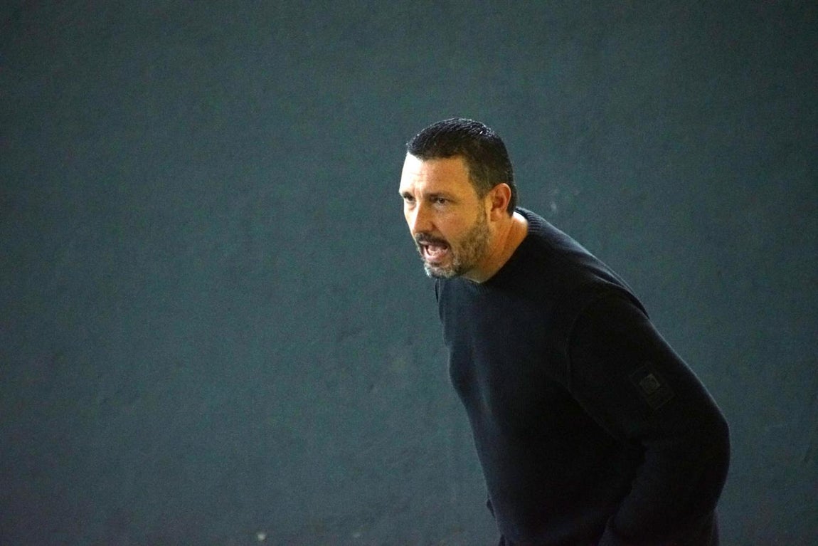 Las mejores imágenes del partido entre Salesianos San Miguel y Jesús Maestro