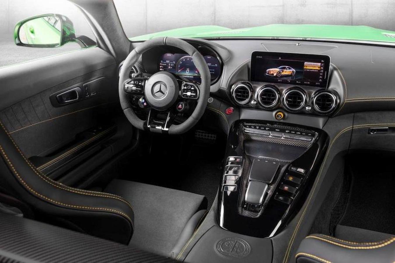 Todos los modelos Mercedes AMG GT y sus lujosos detalles, en imágenes