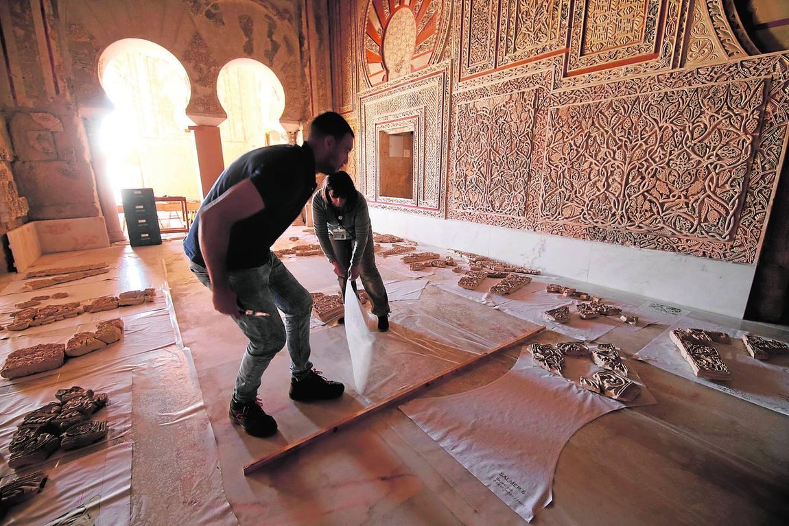 La visita de Susana Díaz al Salón Rico, en imágenes