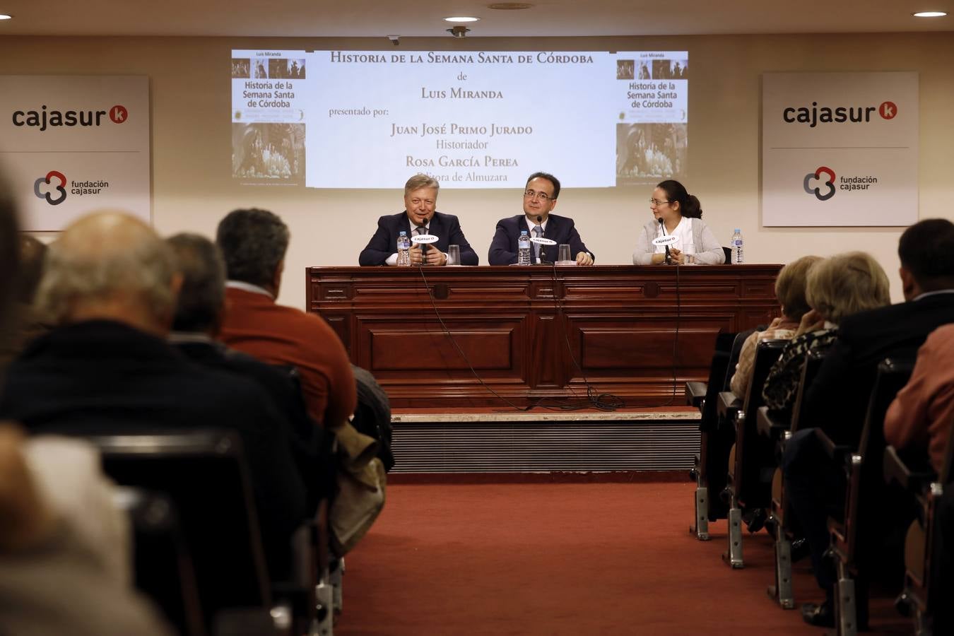 La presentación del libro de Luis Miranda sobre la Semana Santa de Córdoba, en imágenes