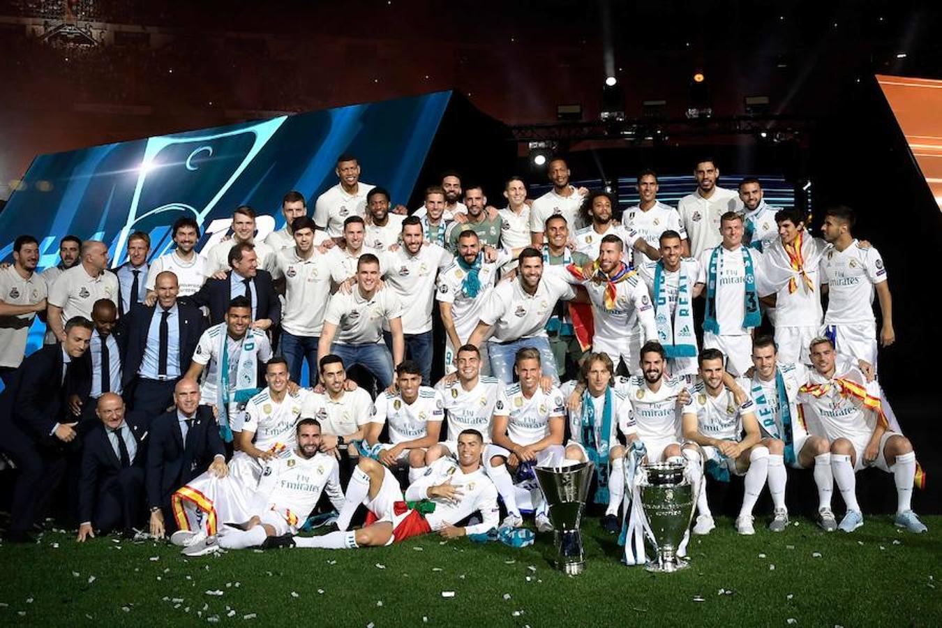 Gran año para el Real Madrid. Por primera vez un mismo equipo y en el mismo año obtiene la Championsde fútbol y la Euroliga de baloncesto. 