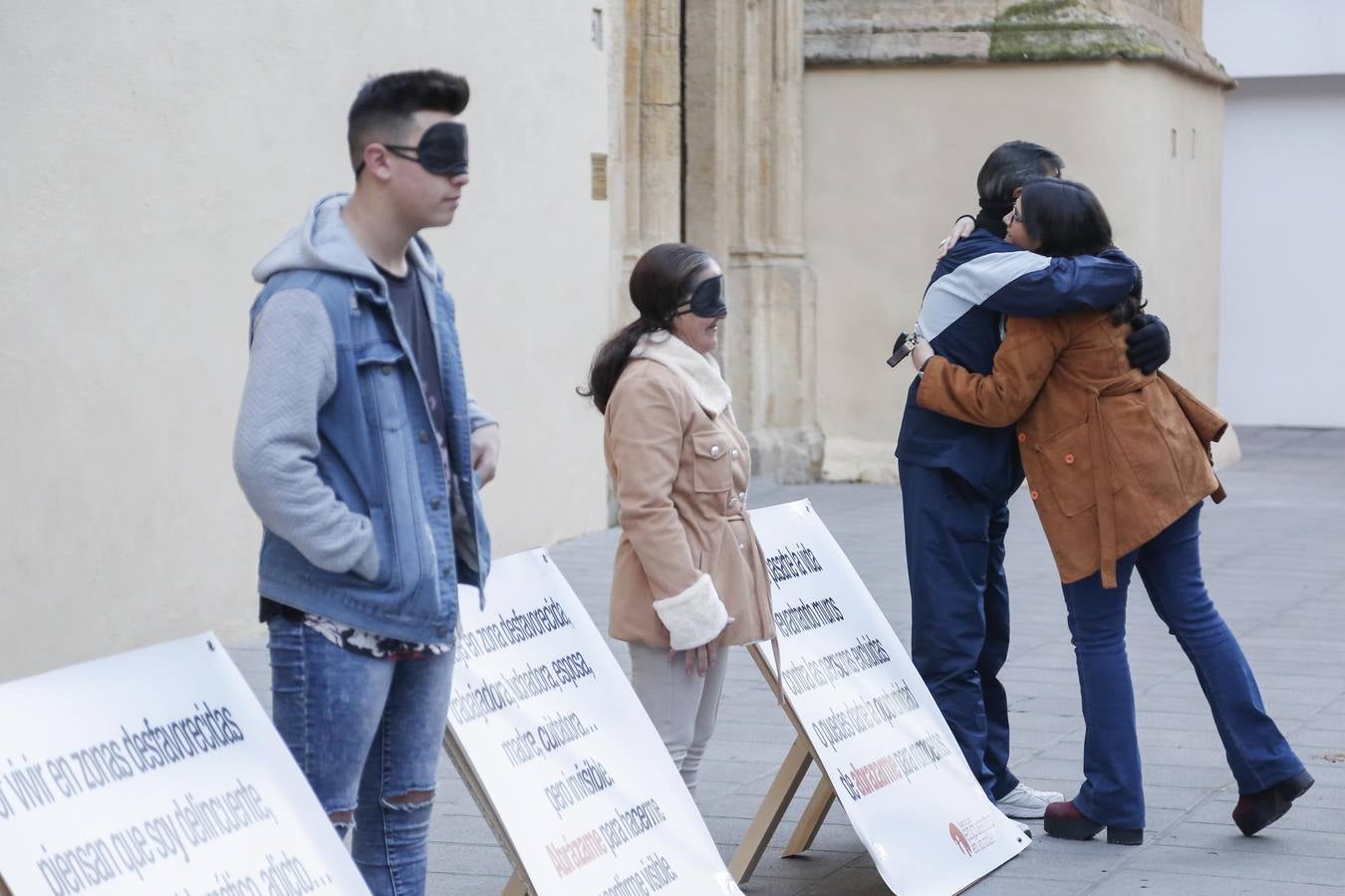 Los abrazos de los barrios desfavorecidos de Córdoba, en imágenes