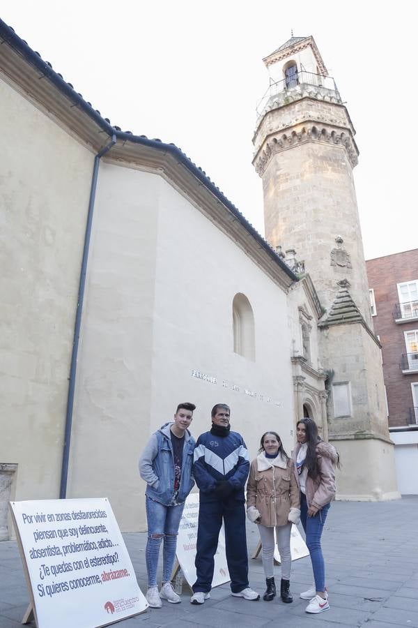 Los abrazos de los barrios desfavorecidos de Córdoba, en imágenes