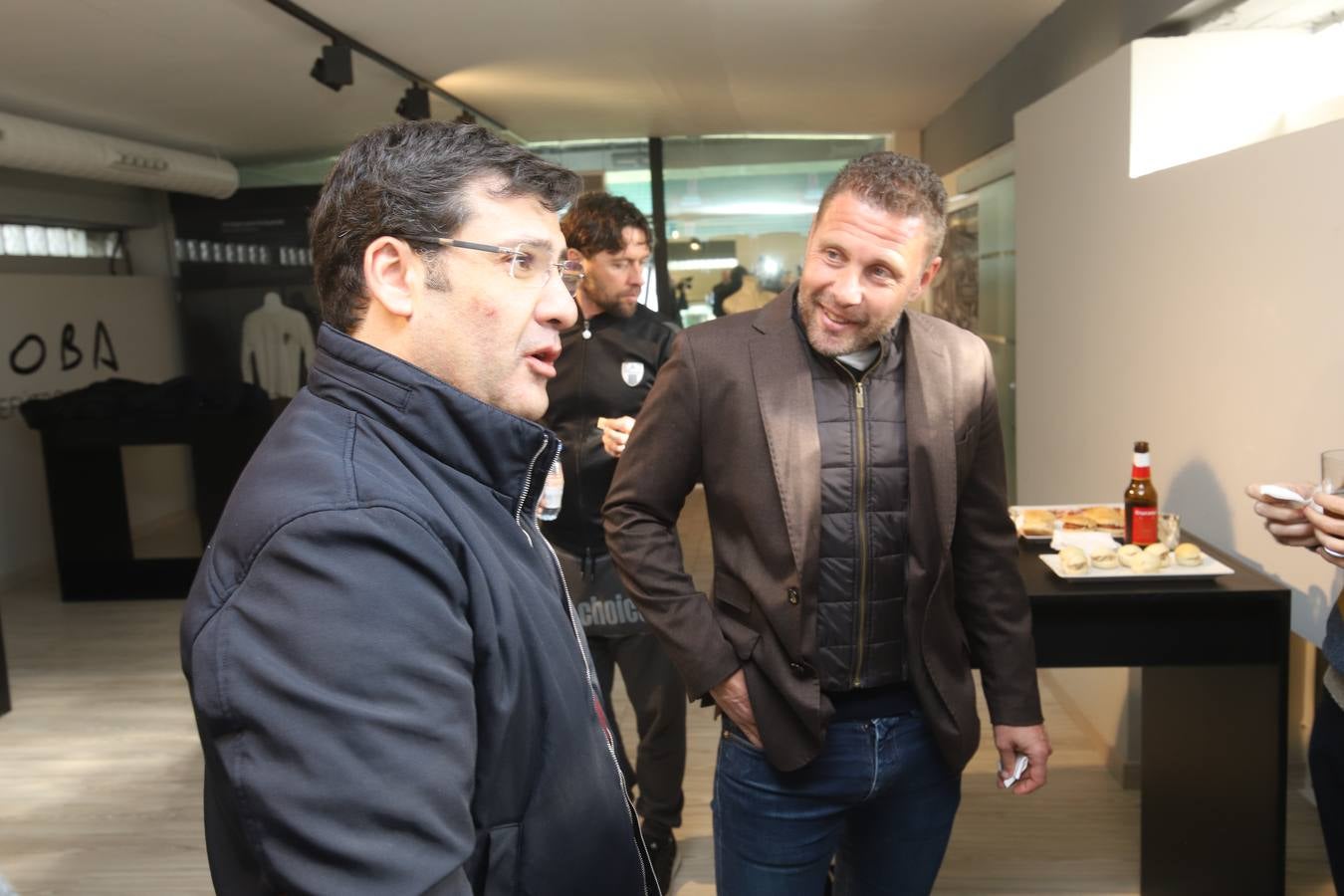 El aperitivo de Navidad del Córdoba CF con la prensa, en imágenes