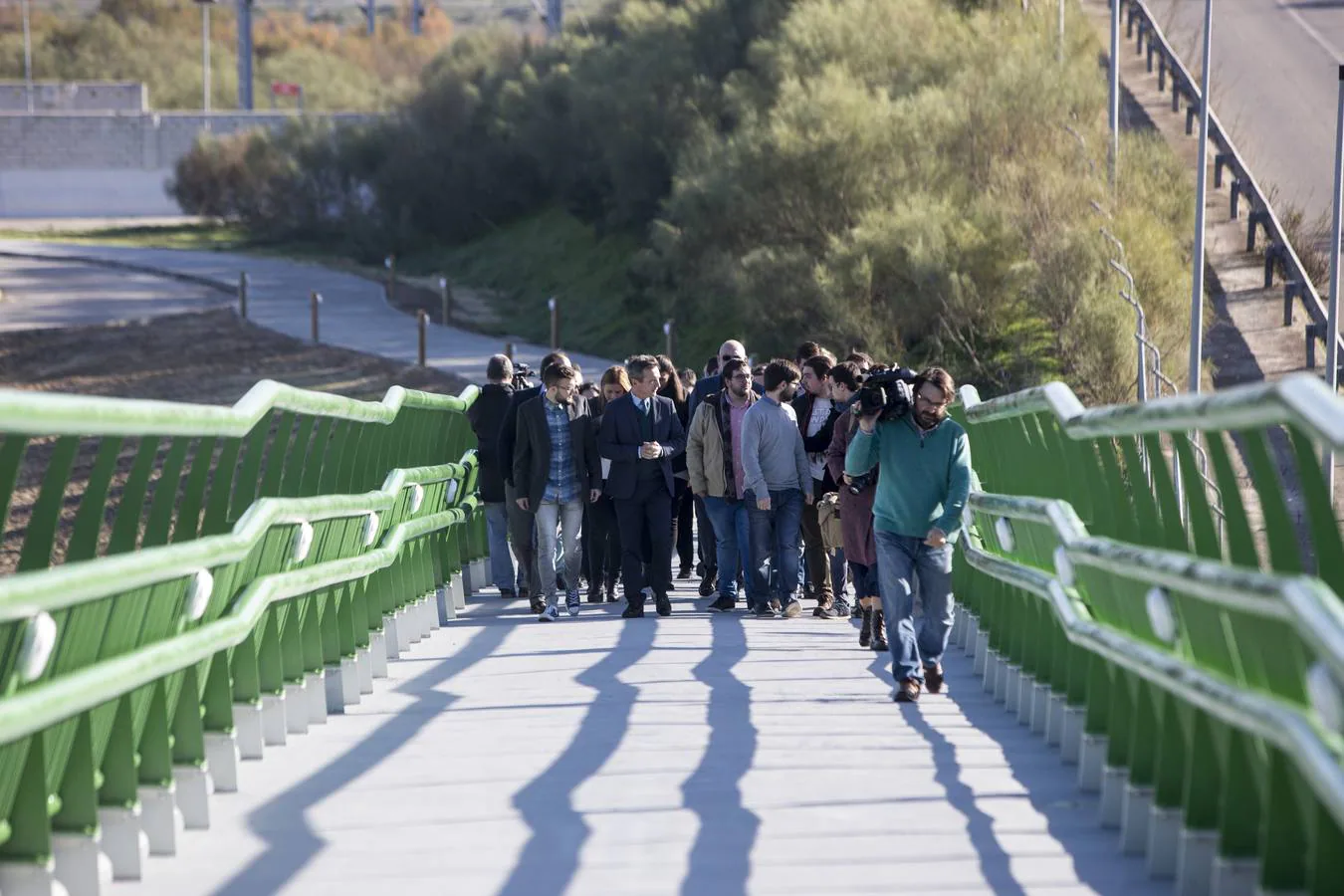 Fotos: Inauguración de la pasarela de la Escuela de Ingenieros en Puerto Real