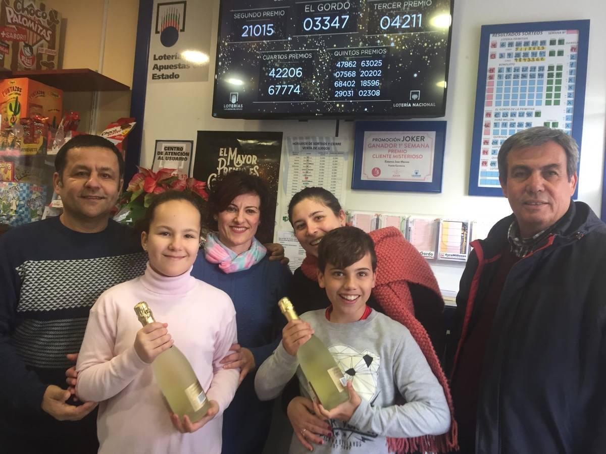 Los premios de la Lotería de Navidad en Córdoba, en imágenes