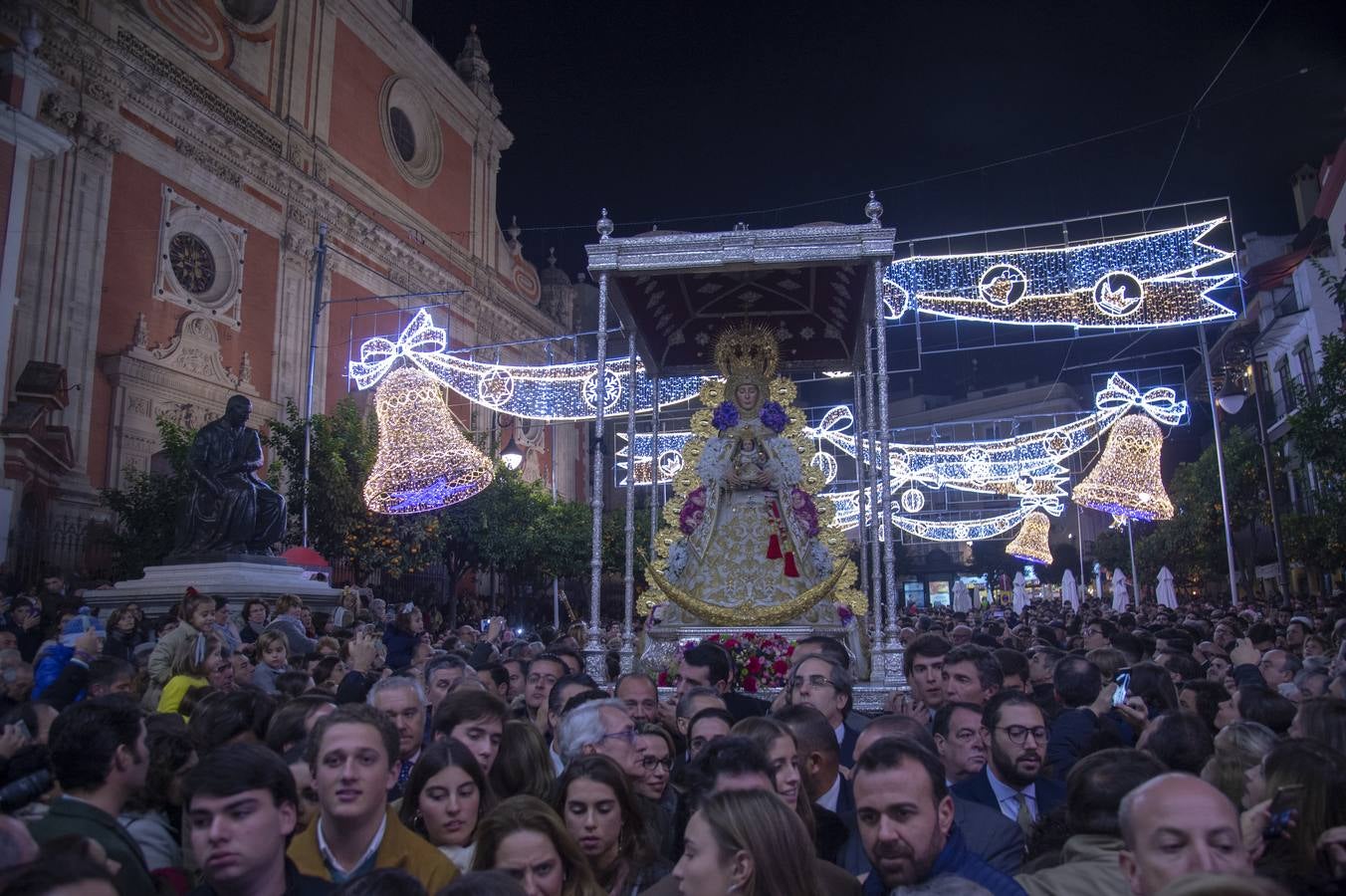 Galería de la procesión de la Virgen del Rocío de Sevilla