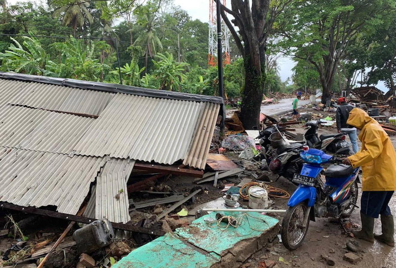 Fotogalería: Miseria en Indonesia tras el tsunami