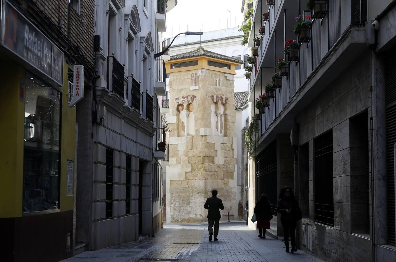 El alminar de San Juan vuelve a brillar en Córdoba limpio y con la piedra consolidada