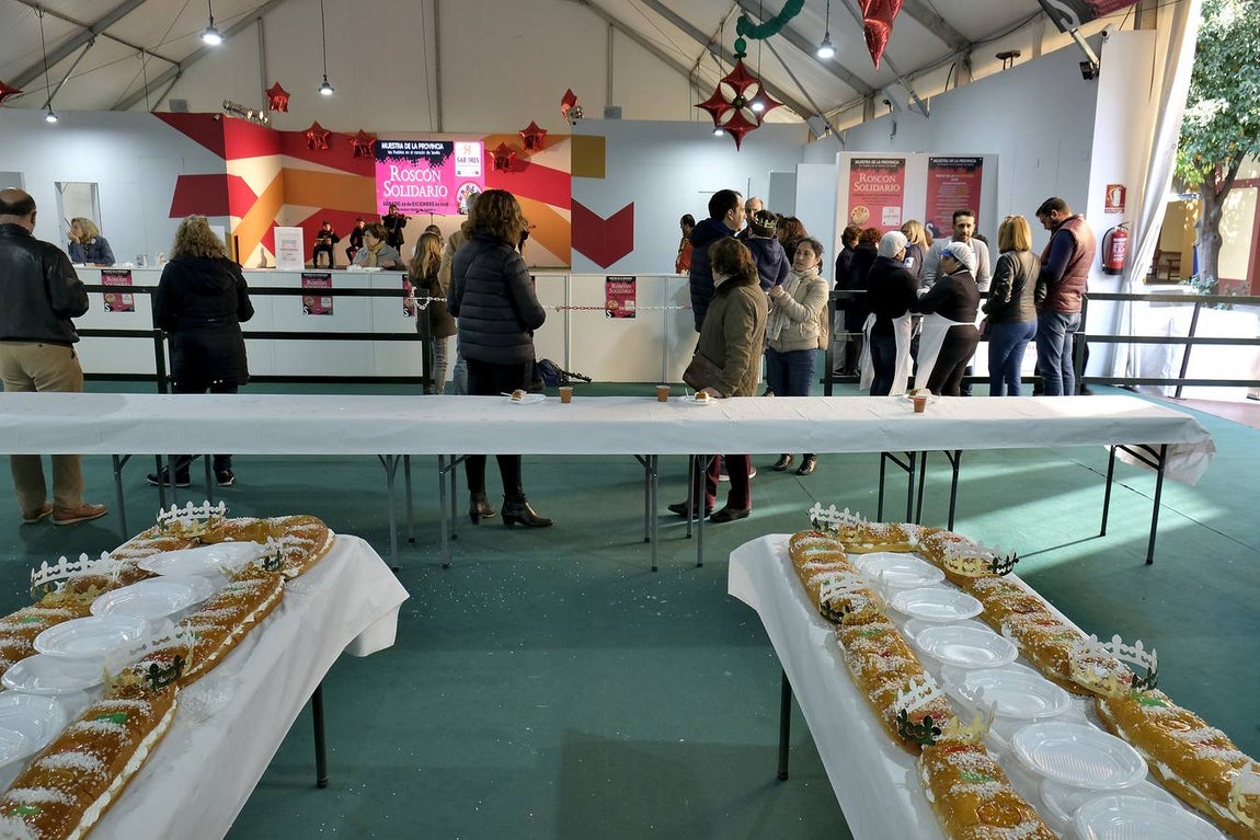 En imágenes, el roscón solidario de Andex en la Diputación