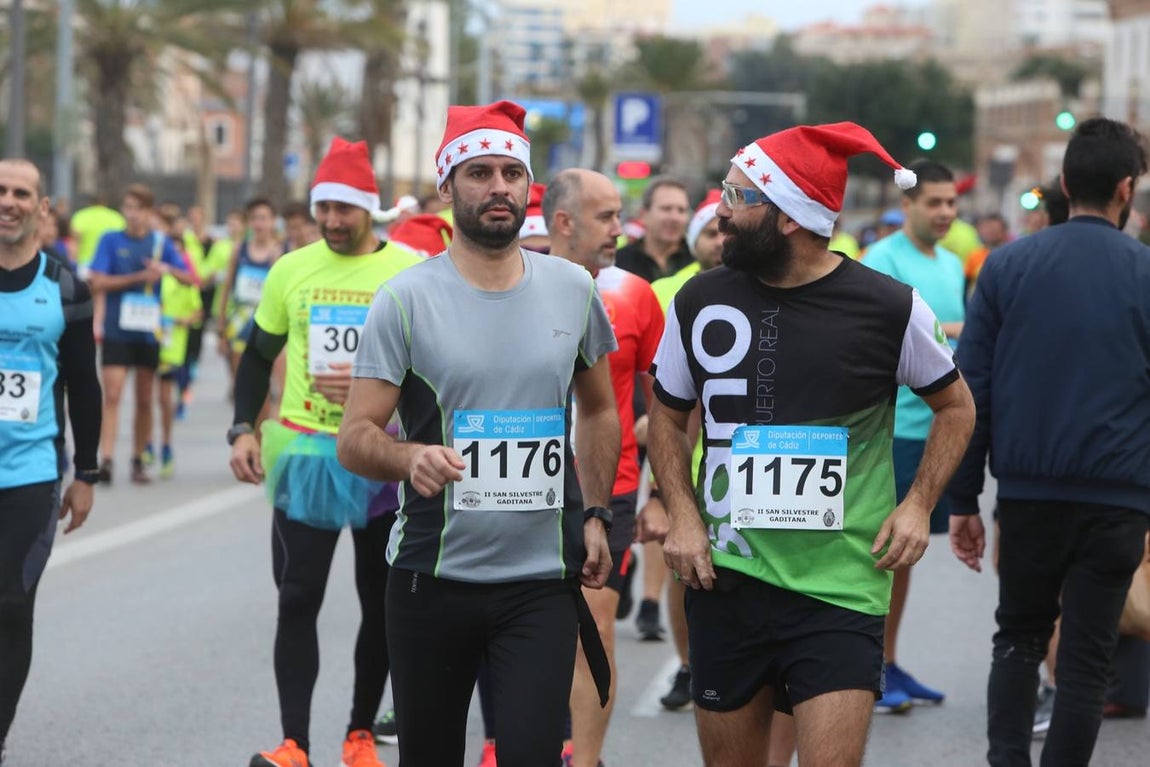 Fotos: Búscate en la San Silvestre de Cádiz 2018 (I)