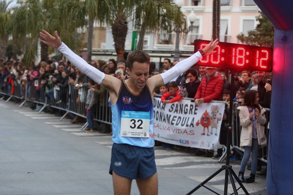 Fotos: Búscate en la San Silvestre de Cádiz 2018 (II)