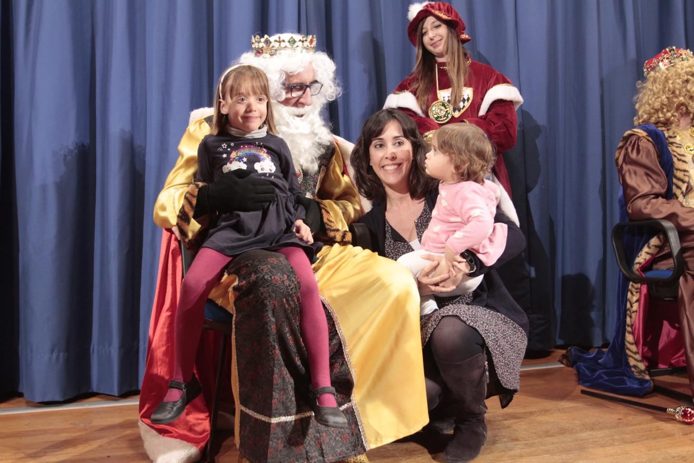 Los Reyes Magos visitan el hospital de Toledo