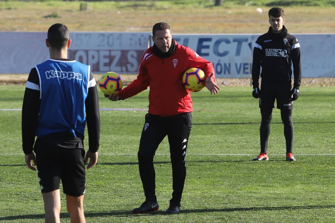 El primer entreno del año a puerta abierta, en imágenes