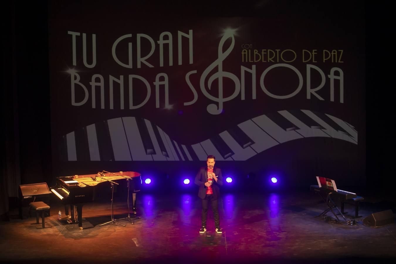 El show de Alberto de Paz en el Teatro Góngora, en imágenes