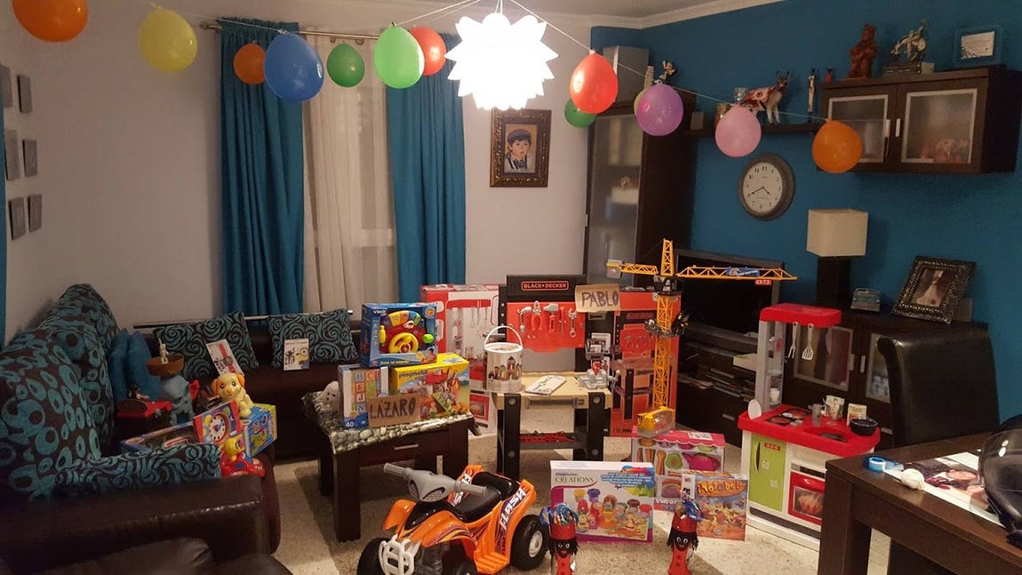 Los Reyes Magos reparten ilusión por las casas de la provincia de Cádiz